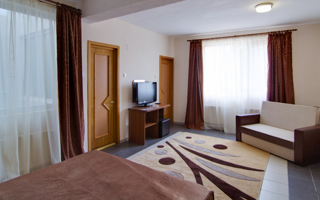 Hotel Tranzzit Bucureşti Ngoại thất bức ảnh